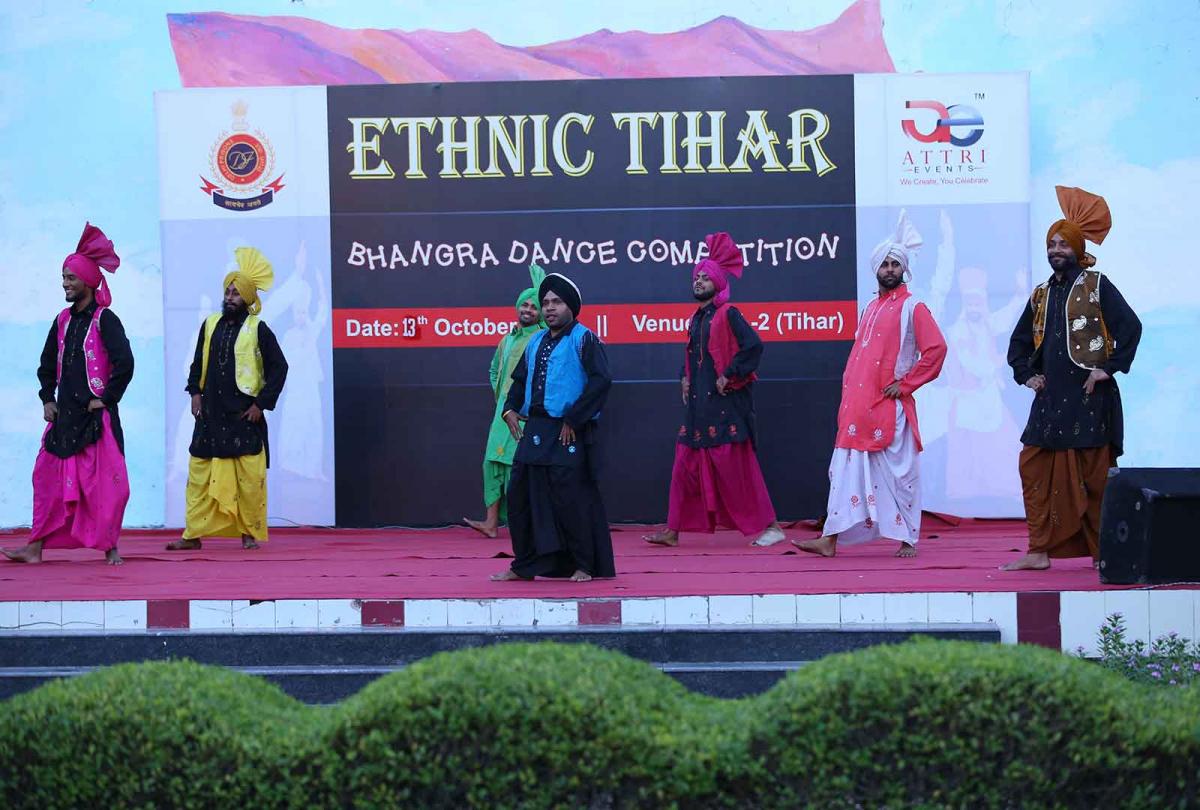 Ethnic Tihar 01